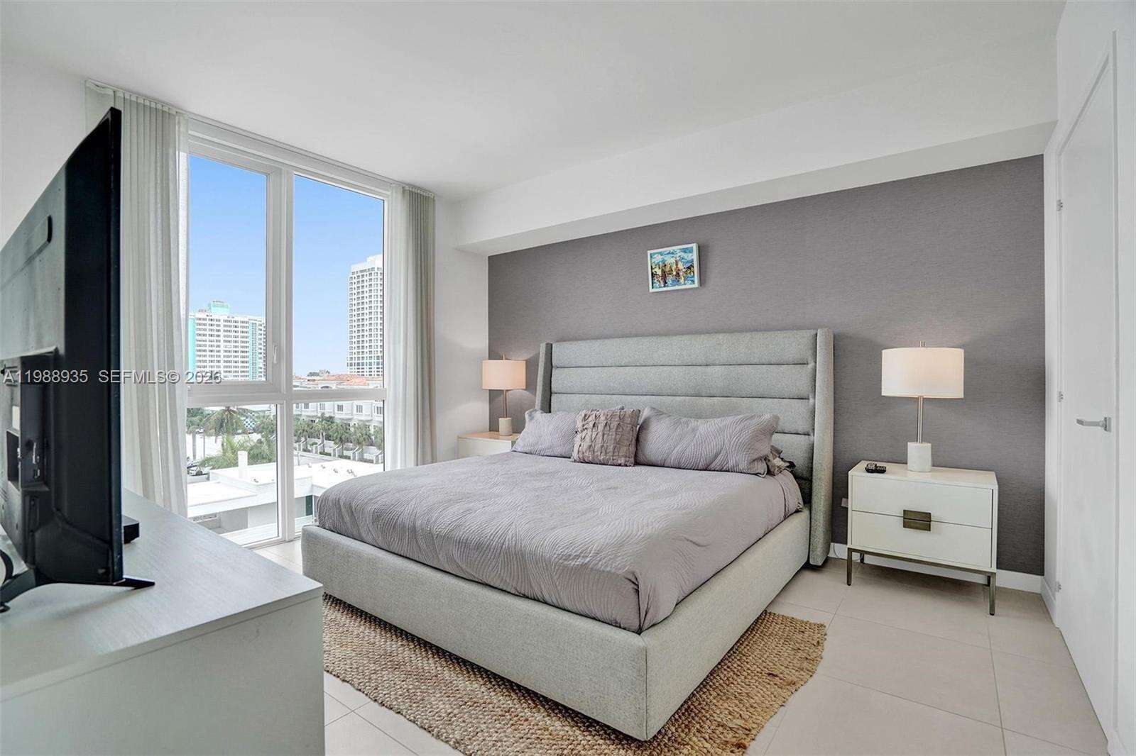 Tiffany House at 401 Birch Rd, Fort Lauderdale, FL 33304 - For Rent photo 4