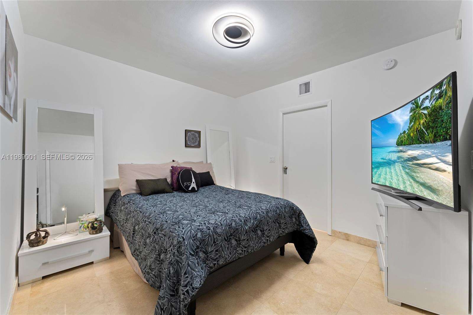The Beach Club Two at 1830 Ocean Dr, Hallandale Beach, FL 33009 - For Rent photo 14