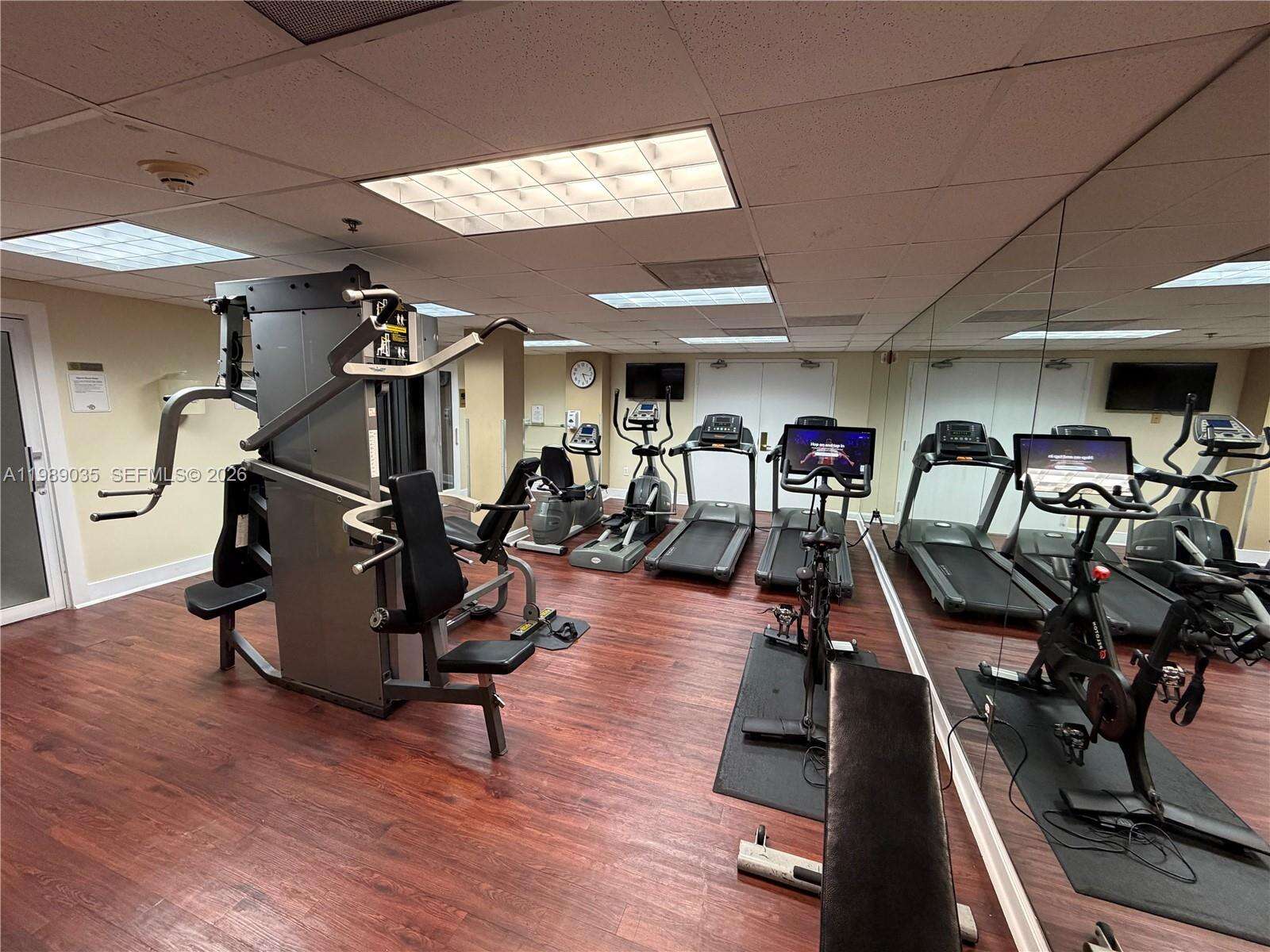 The Mutiny at 2951 Bayshore Dr, Miami, FL 33133 - For Rent photo 9