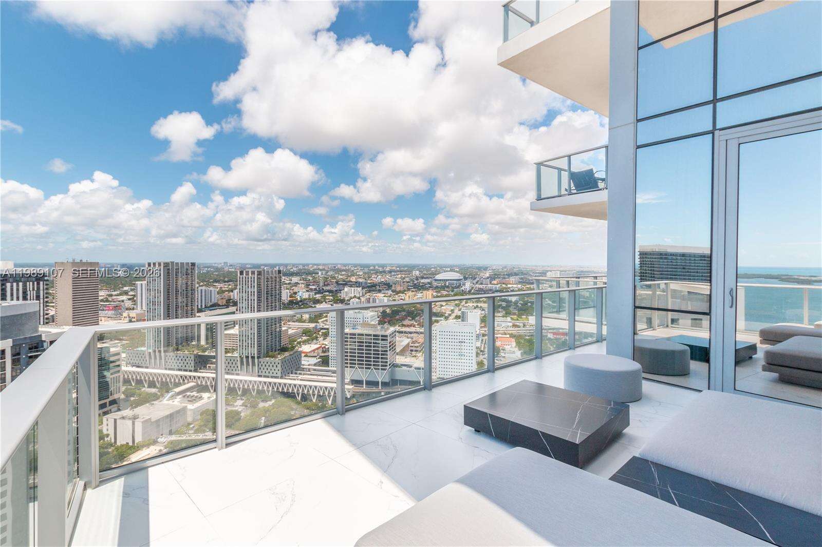 Paramount Miami Worldcenter at 851 1 Ave, Miami, FL 33132 - For Rent photo 46