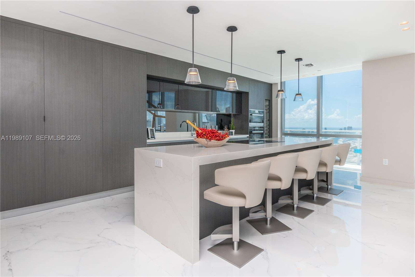 Paramount Miami Worldcenter at 851 1 Ave, Miami, FL 33132 - For Rent photo 8