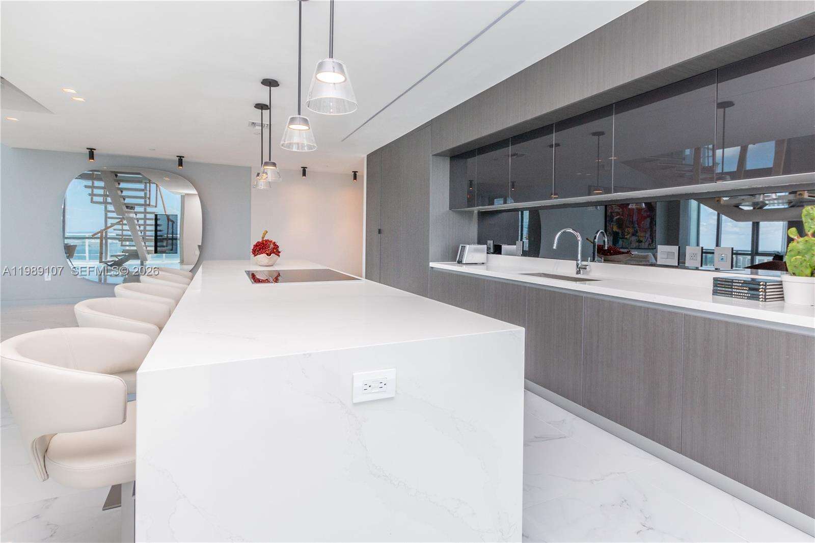 Paramount Miami Worldcenter at 851 1 Ave, Miami, FL 33132 - For Rent photo 9