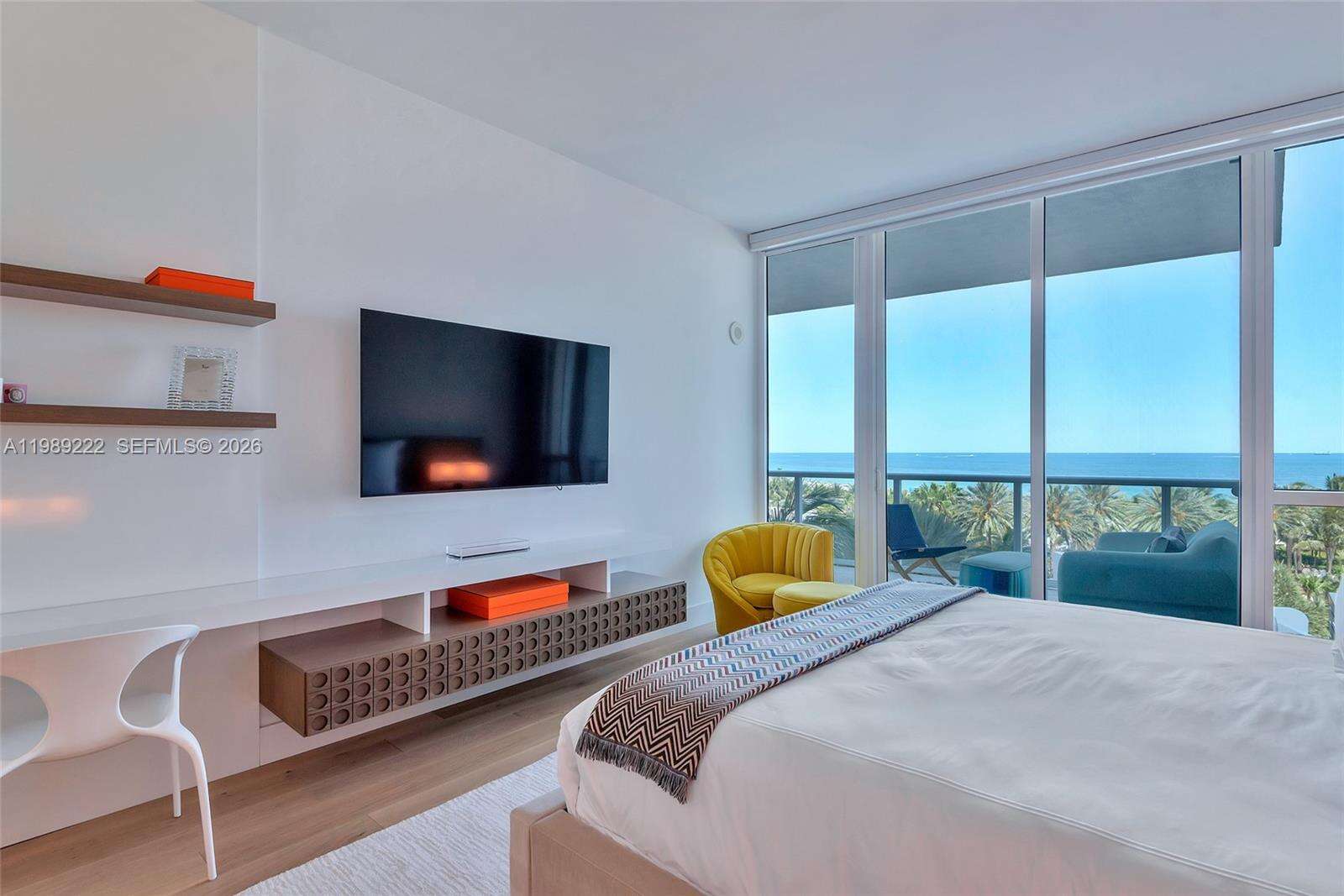 Continuum South Tower at 100 Pointe Dr, Miami Beach, FL 33139 - For Rent photo 15