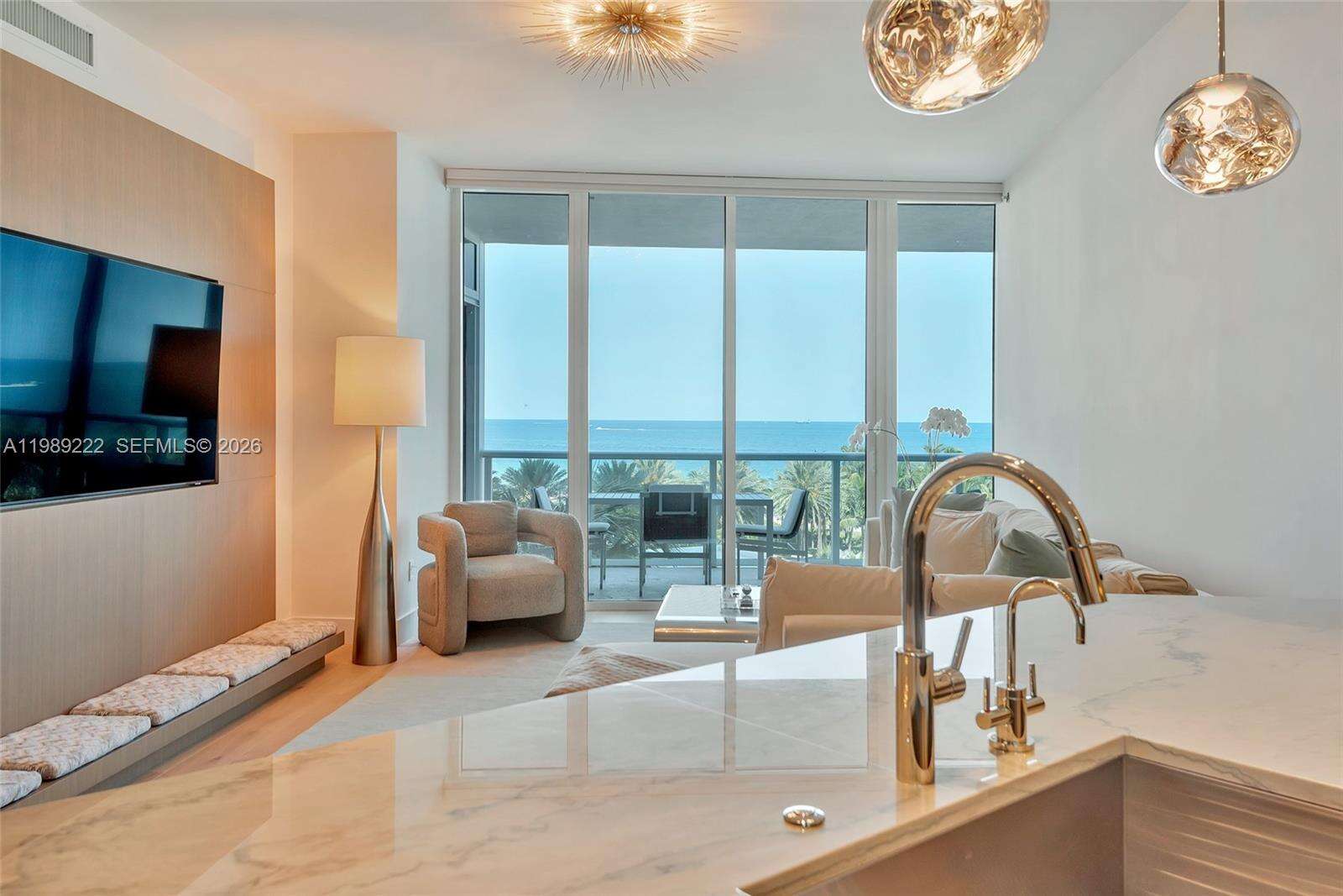 Continuum South Tower at 100 Pointe Dr, Miami Beach, FL 33139 - For Rent photo 19