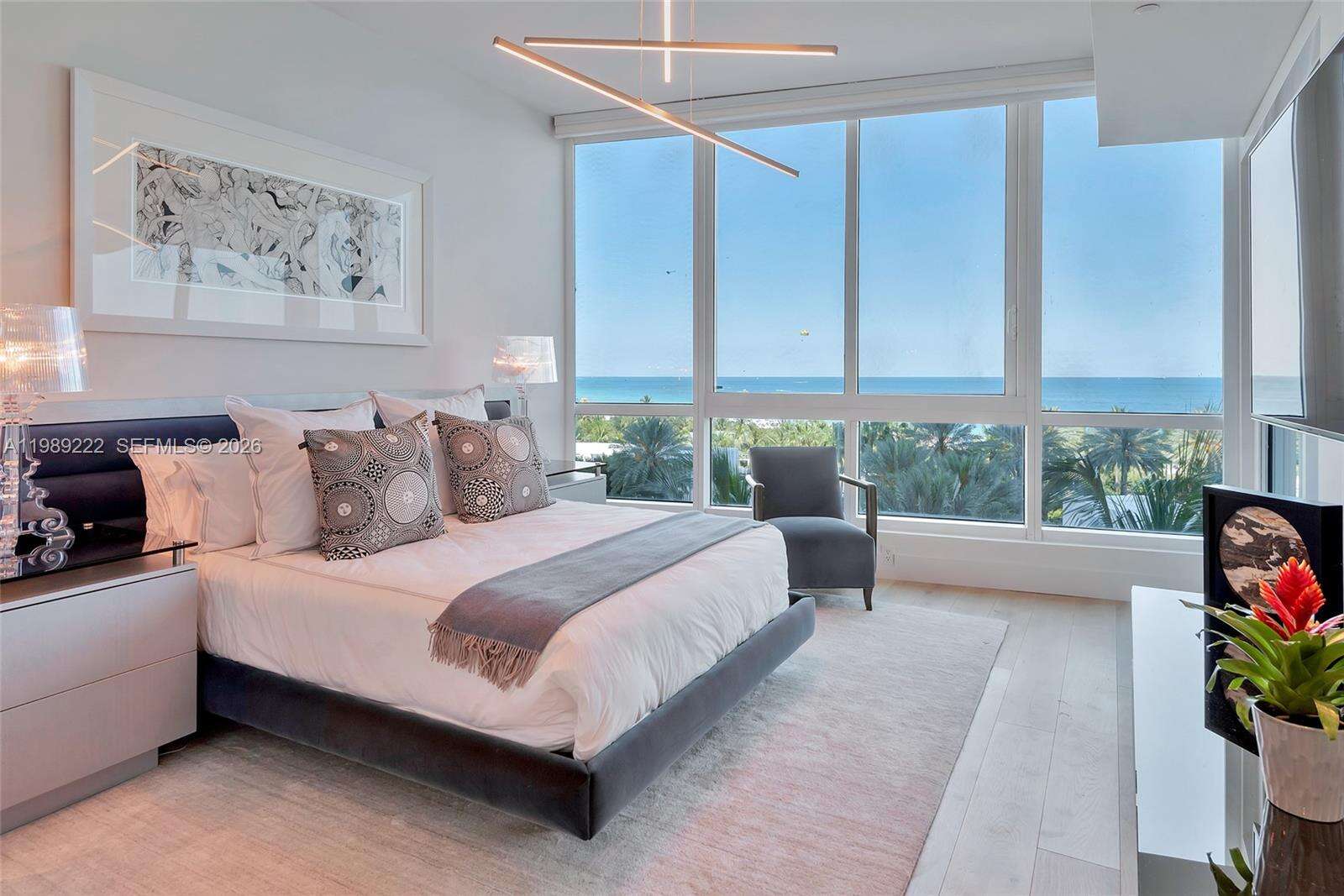 Continuum South Tower at 100 Pointe Dr, Miami Beach, FL 33139 - For Rent photo 35