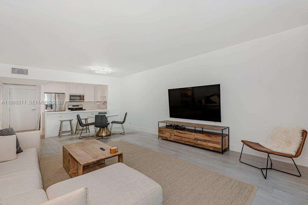 Roney Palace at Miami Beach, FL 33139 - For Rent photo 5