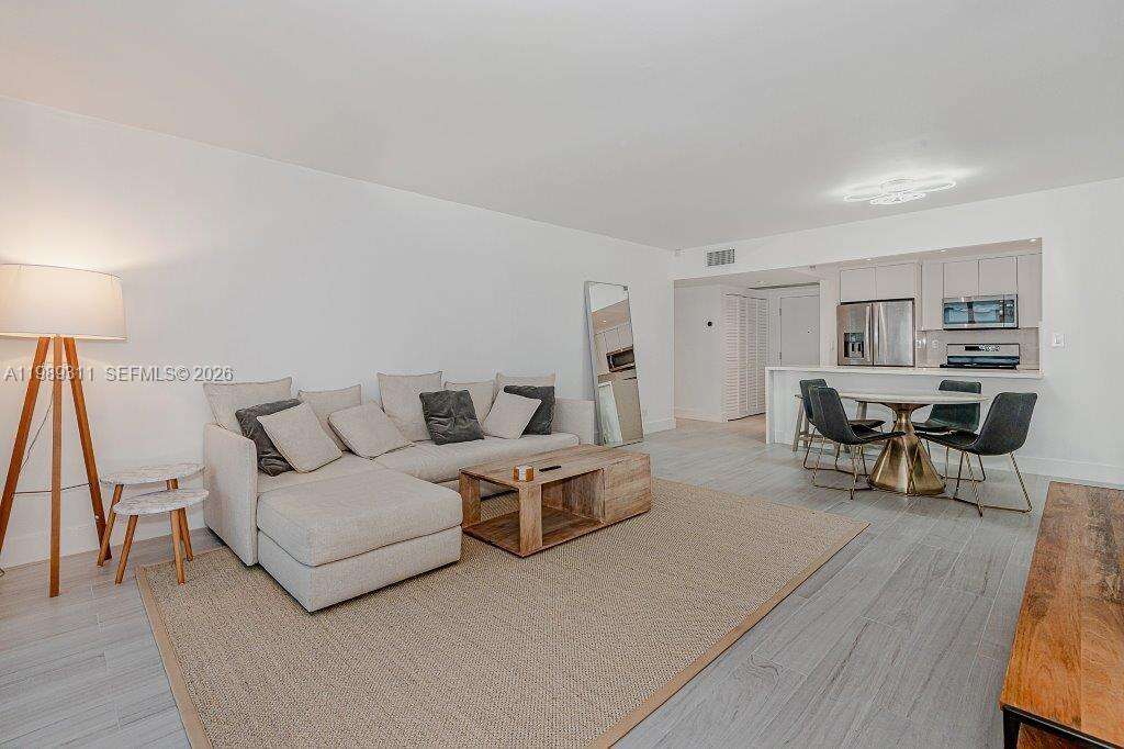 Roney Palace at Miami Beach, FL 33139 - For Rent photo 6