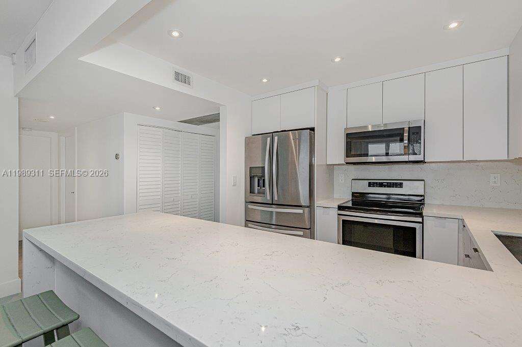 Roney Palace at Miami Beach, FL 33139 - For Rent photo 9
