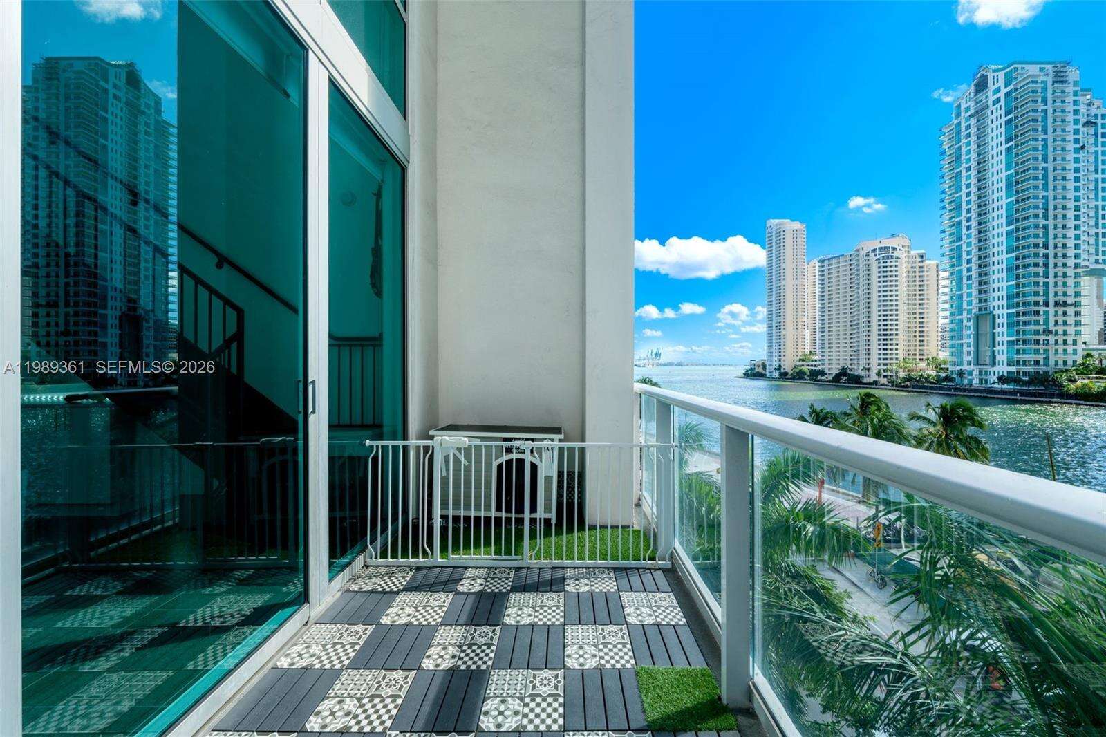 Met 1 at 300 Biscayne Blvd, Miami, FL 33131 - For Rent photo 28