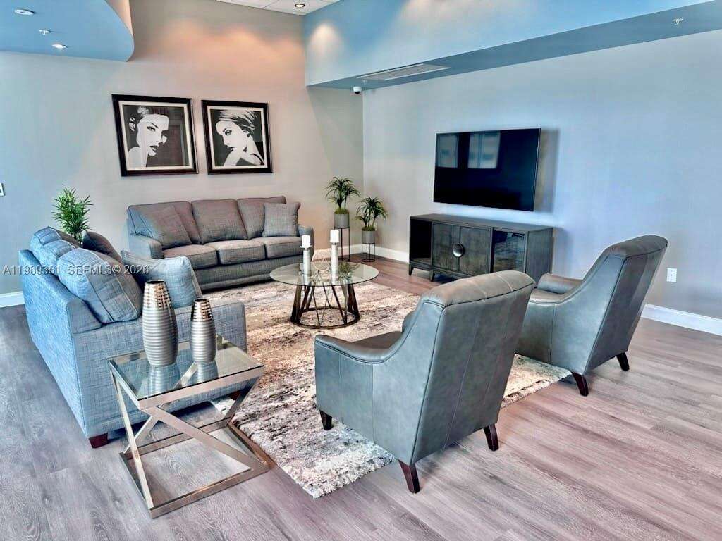 Met 1 at 300 Biscayne Blvd, Miami, FL 33131 - For Rent photo 37
