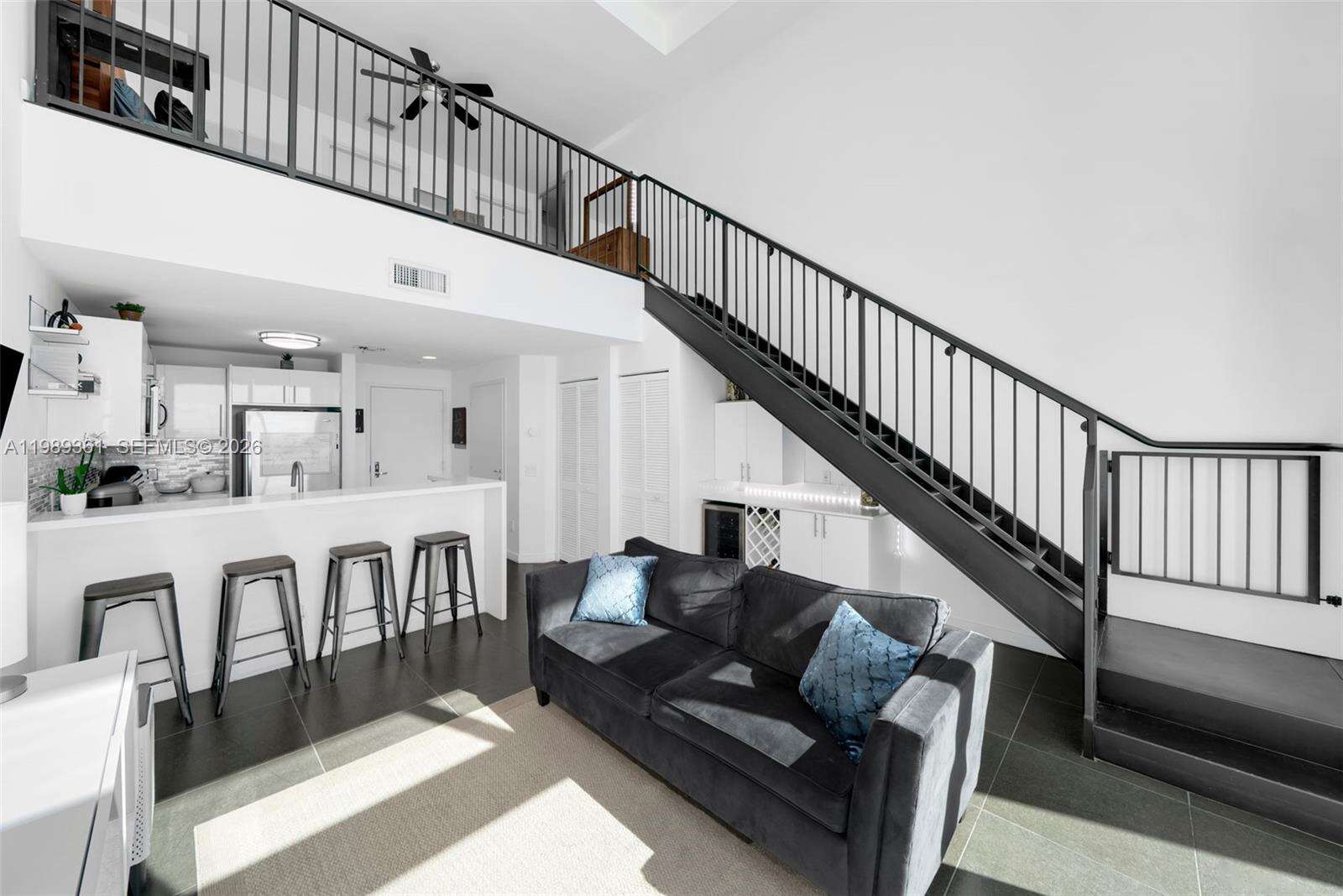 Met 1 at 300 Biscayne Blvd, Miami, FL 33131 - For Rent photo 8
