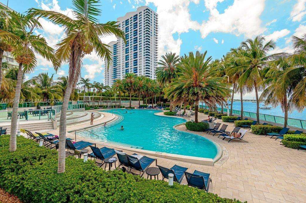 Flamingo South Beach at 1500 Bay Rd, Miami Beach, FL 33139 - For Rent photo 27