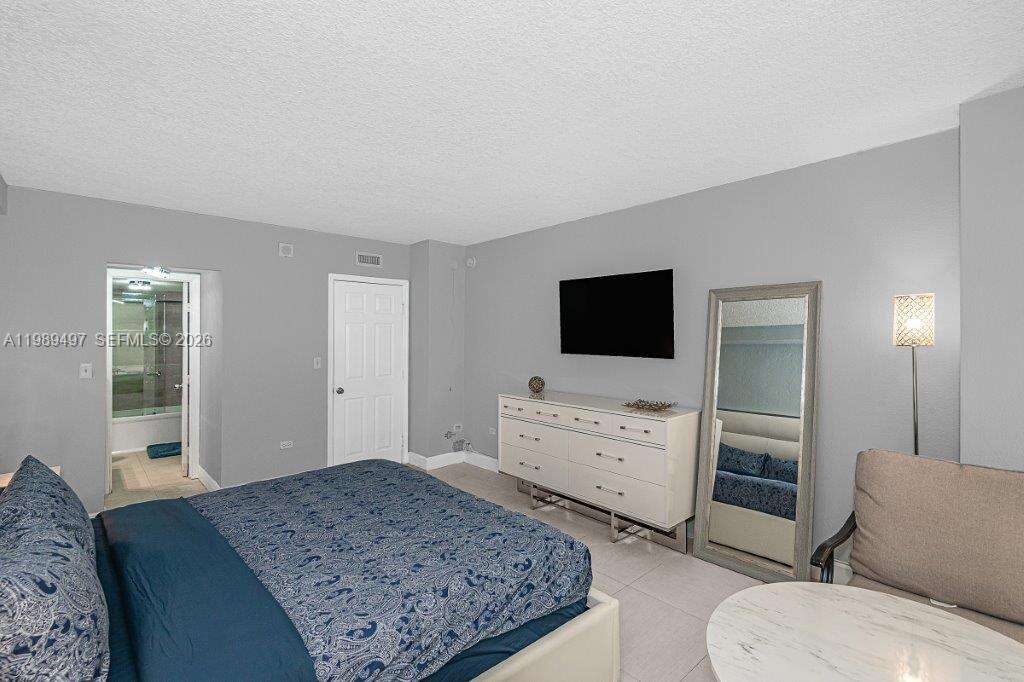 Flamingo South Beach at 1500 Bay Rd, Miami Beach, FL 33139 - For Rent photo 10
