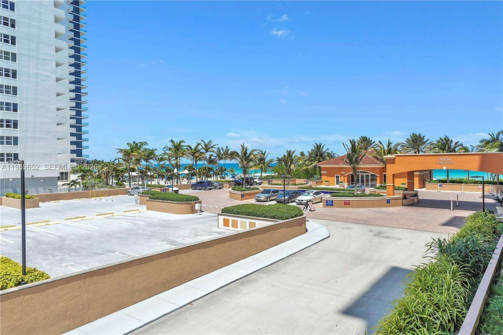2080 Ocean Dr, Hallandale Beach, FL 33009 - For Rent photo 18