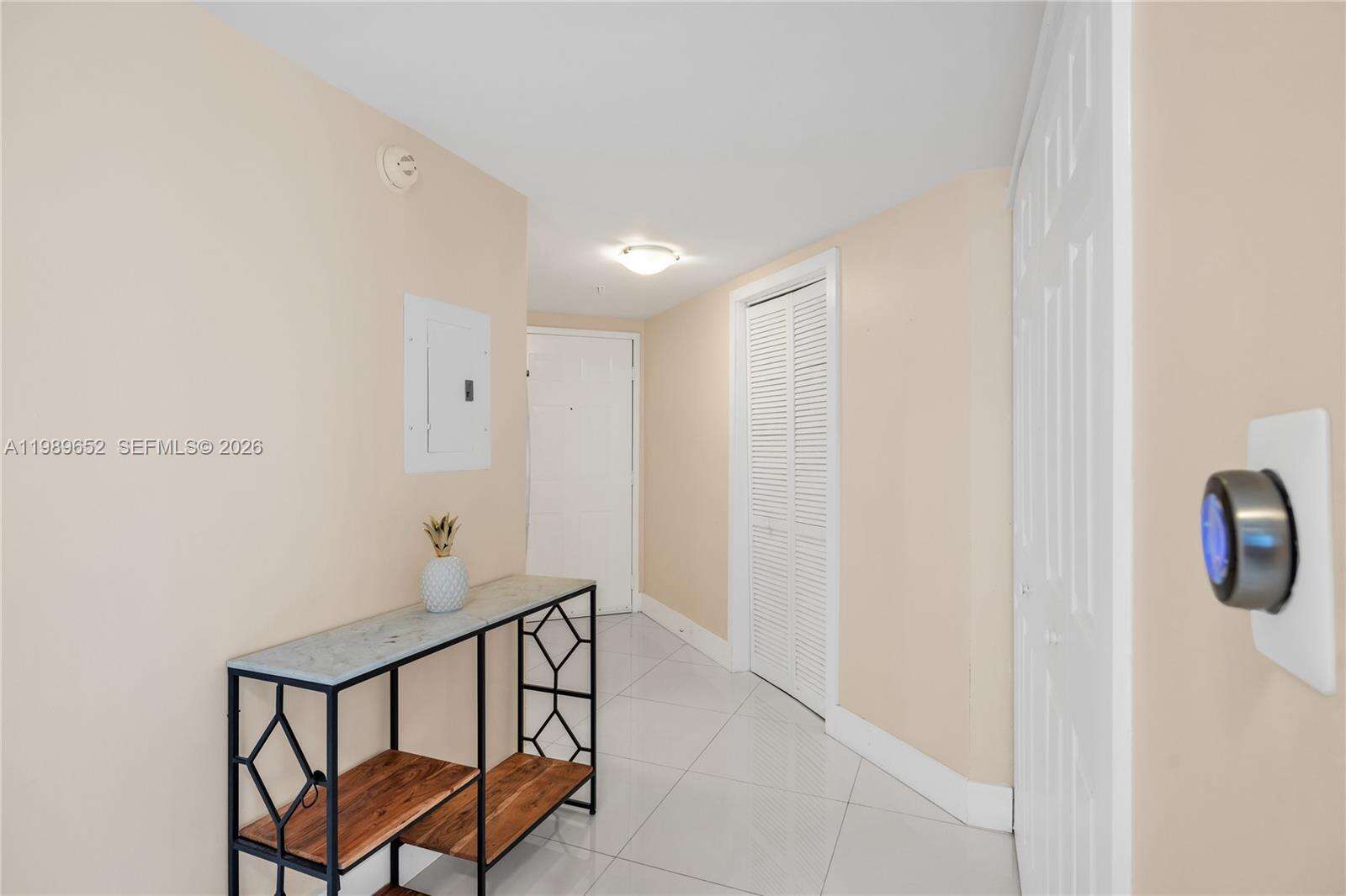 2080 Ocean Dr, Hallandale Beach, FL 33009 - For Rent photo 23