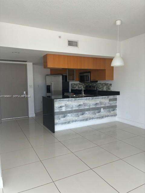 Opera Tower at 1750 Bayshore Dr, Miami, FL 33132 - For Rent photo 4