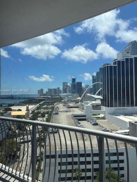 Opera Tower at 1750 Bayshore Dr, Miami, FL 33132 - For Rent photo 10