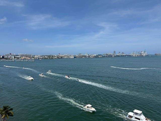 Isola at 770 Claughton Island Dr, Miami, FL 33131 - For Rent photo 6