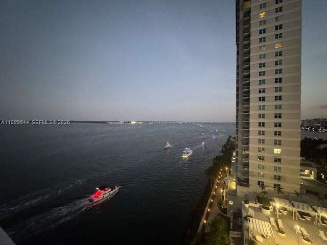 Isola at 770 Claughton Island Dr, Miami, FL 33131 - For Rent photo 10
