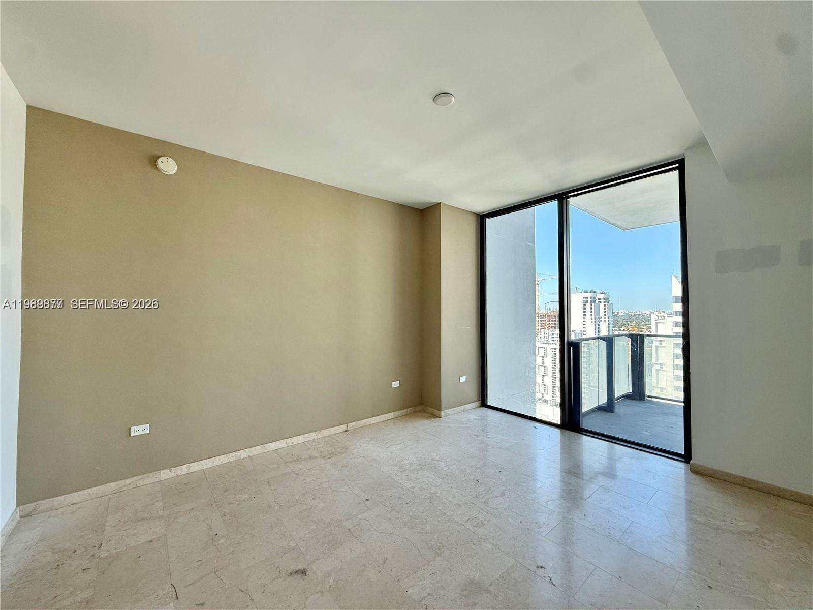 Rise Brickell at 88 7 St, Miami, FL 33130 - For Rent photo 4