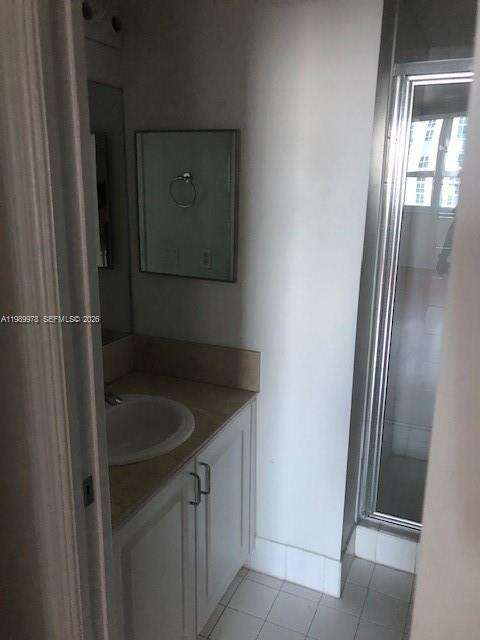 The Mark On Brickell at 1155 Brickell Bay Dr, Miami, FL 33131 - For Rent photo 11