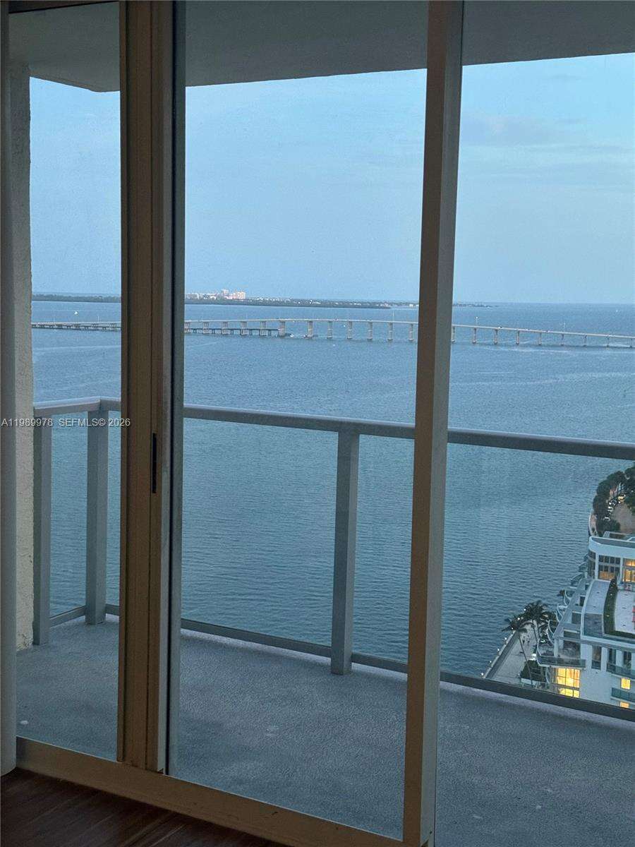 The Mark On Brickell at 1155 Brickell Bay Dr, Miami, FL 33131 - For Rent photo 12