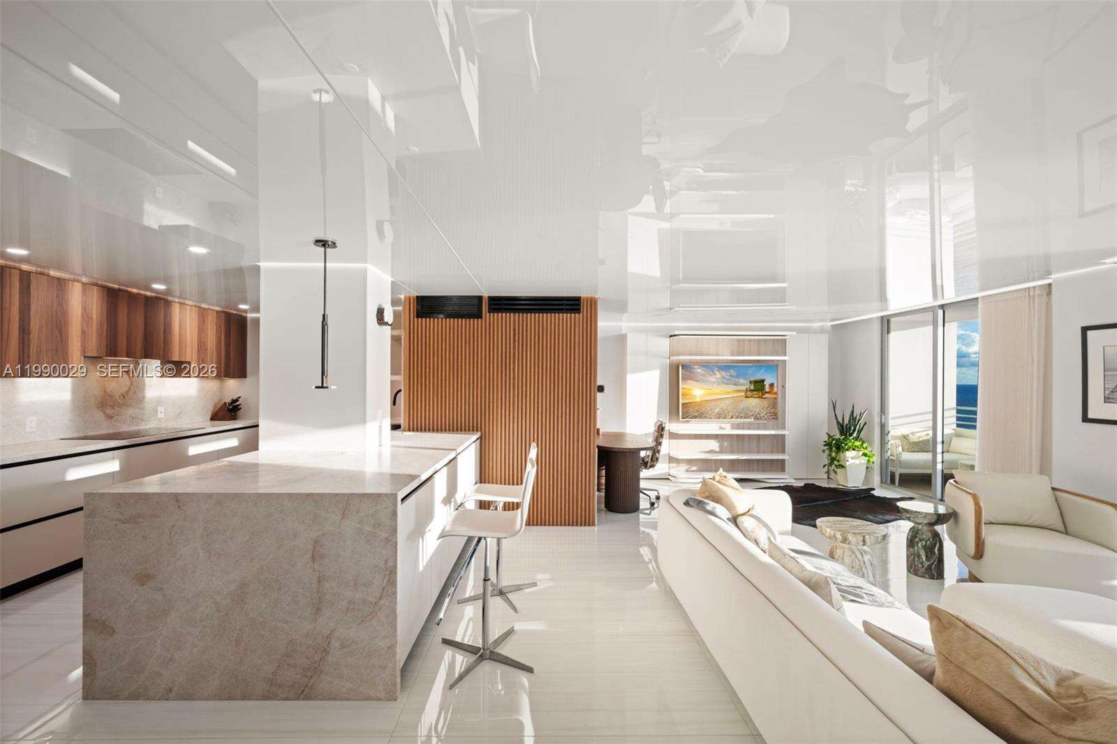Oceanside Plaza at 5555 Collins Ave, Miami Beach, FL 33140 - For Rent photo 1