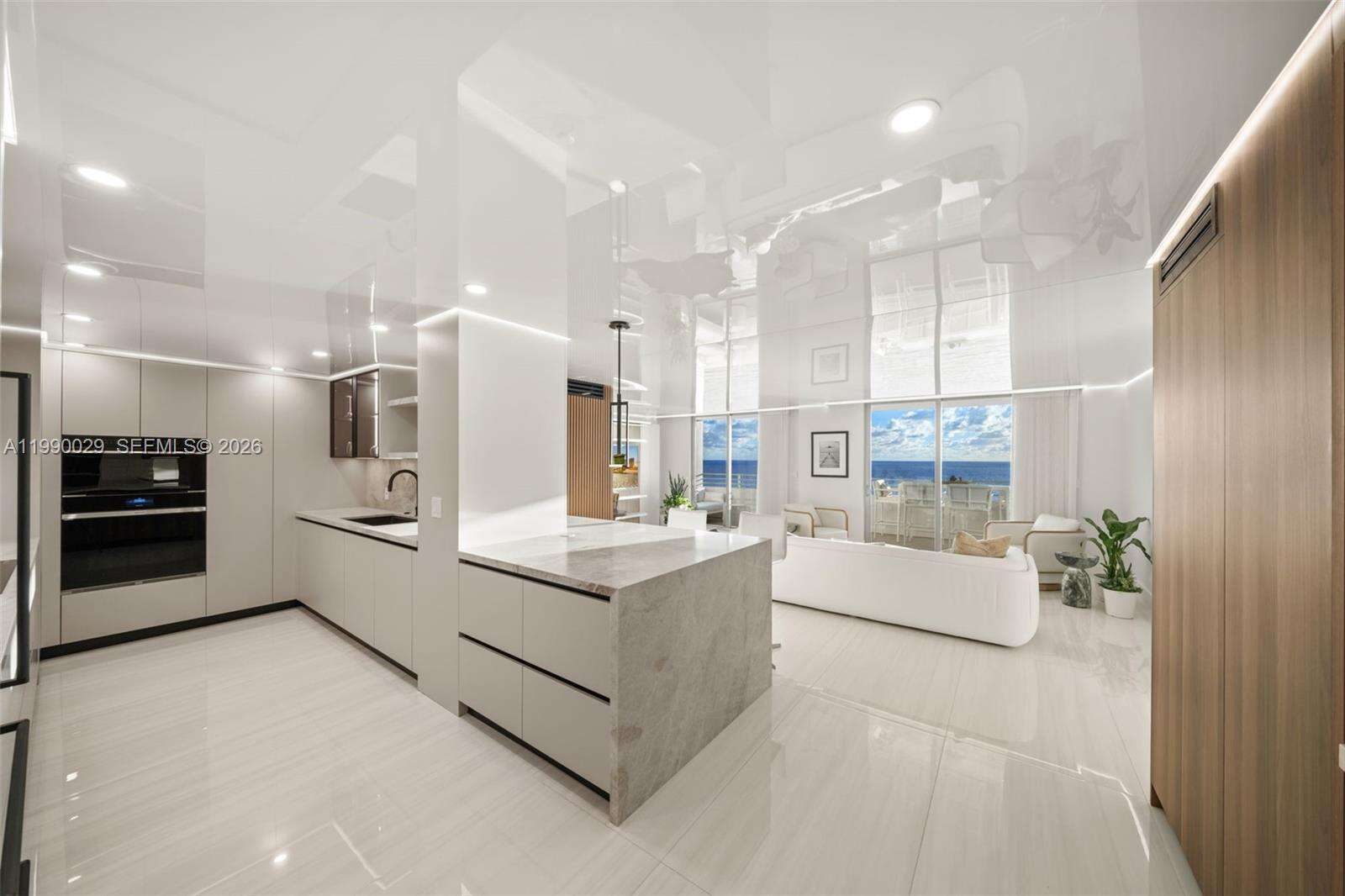 Oceanside Plaza at 5555 Collins Ave, Miami Beach, FL 33140 - For Rent photo 18