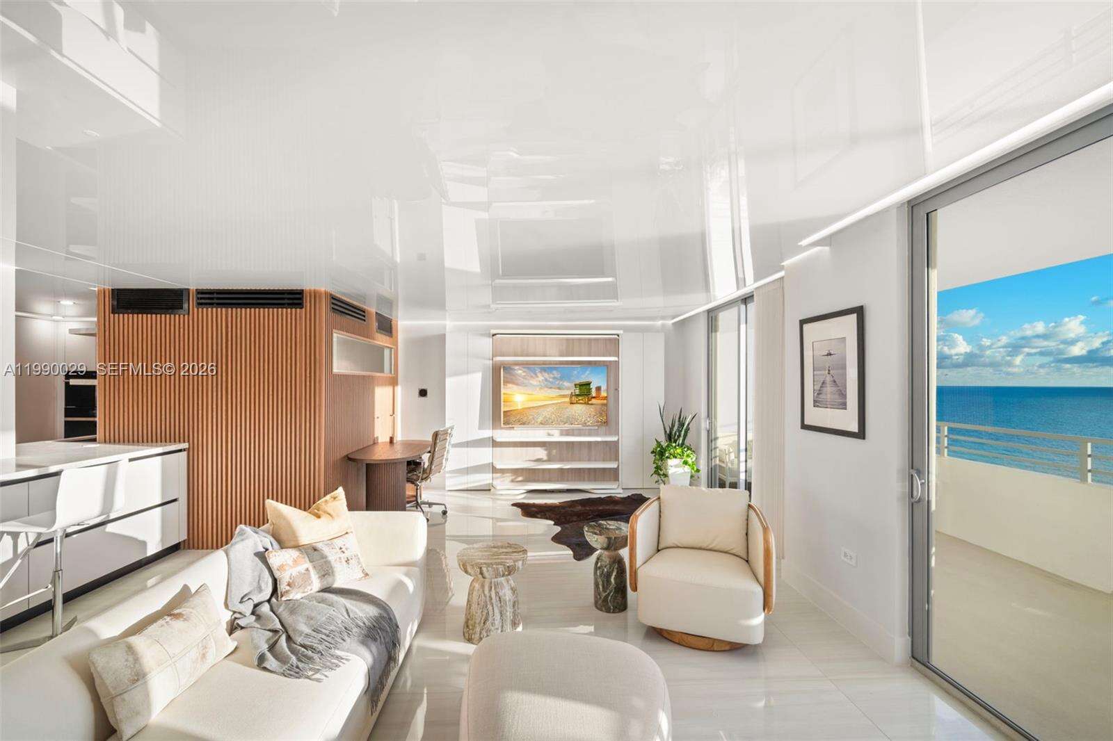 Oceanside Plaza at 5555 Collins Ave, Miami Beach, FL 33140 - For Rent photo 30