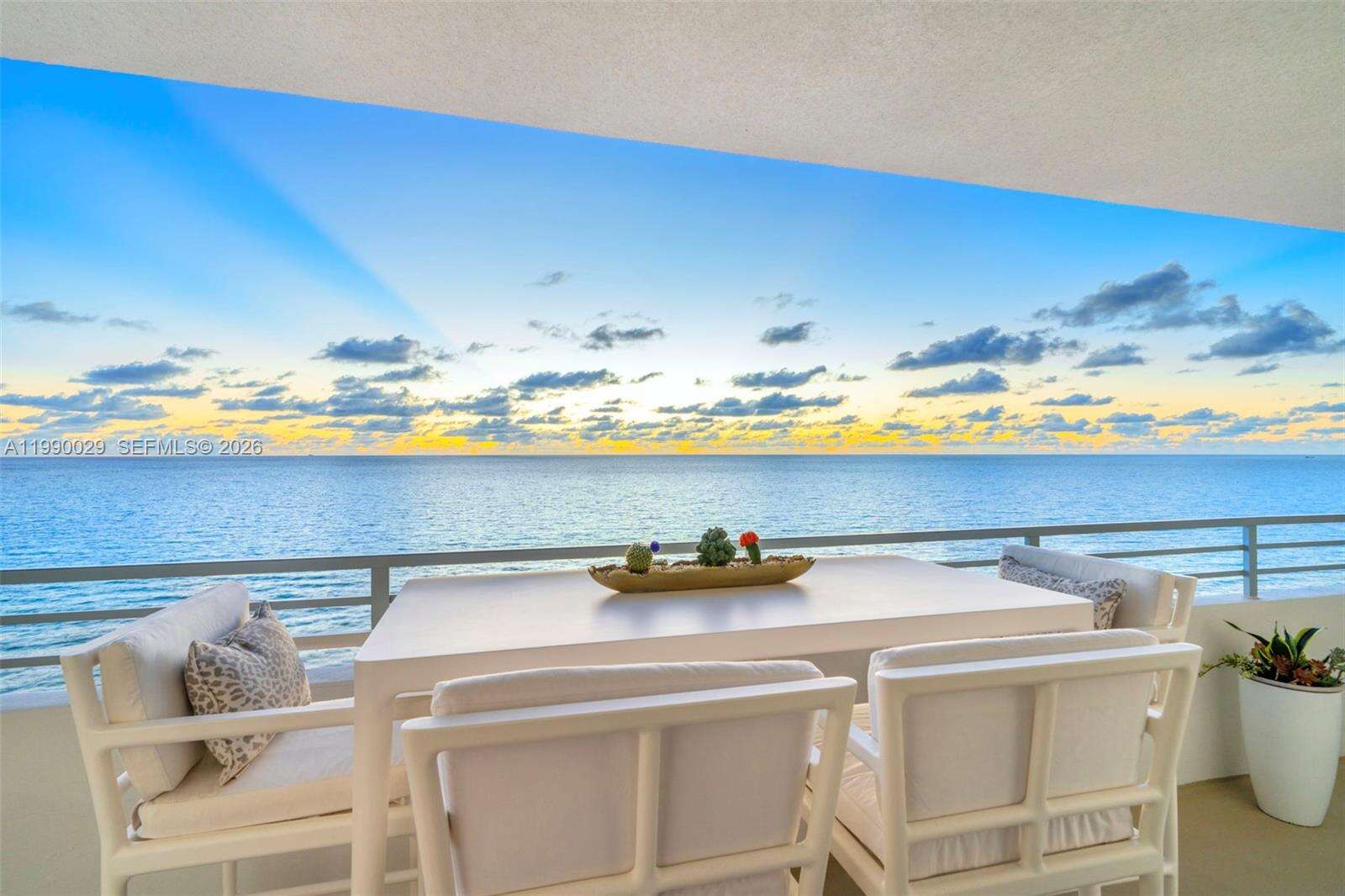 Oceanside Plaza at 5555 Collins Ave, Miami Beach, FL 33140 - For Rent photo 4