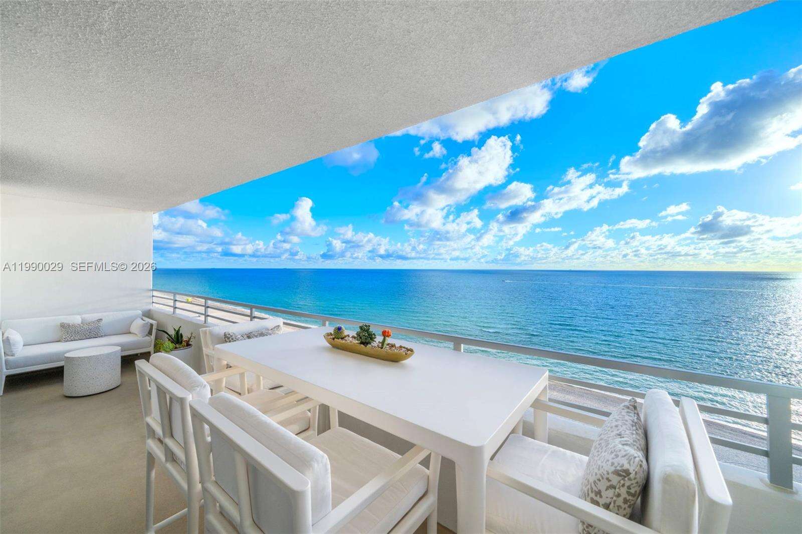 Oceanside Plaza at 5555 Collins Ave, Miami Beach, FL 33140 - For Rent photo 45