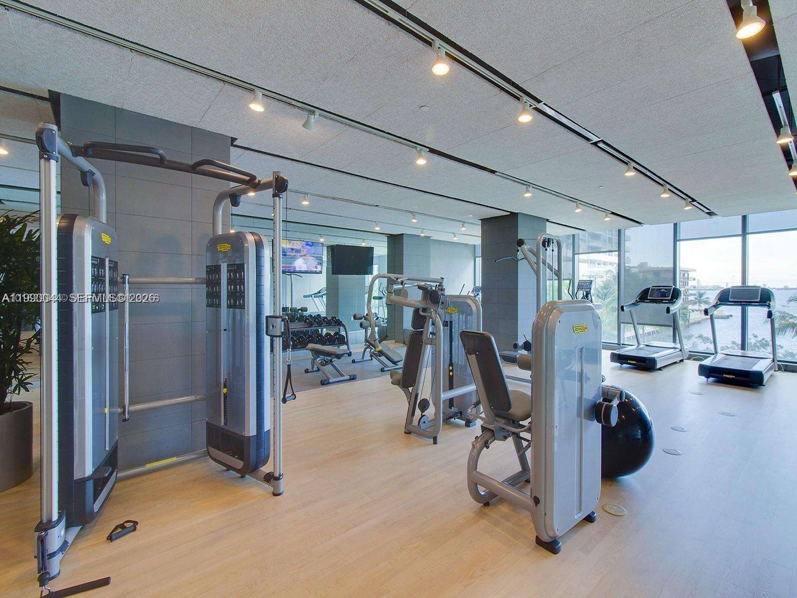 Icon Bay at 460 28 St, Miami, FL 33137 - For Rent photo 22