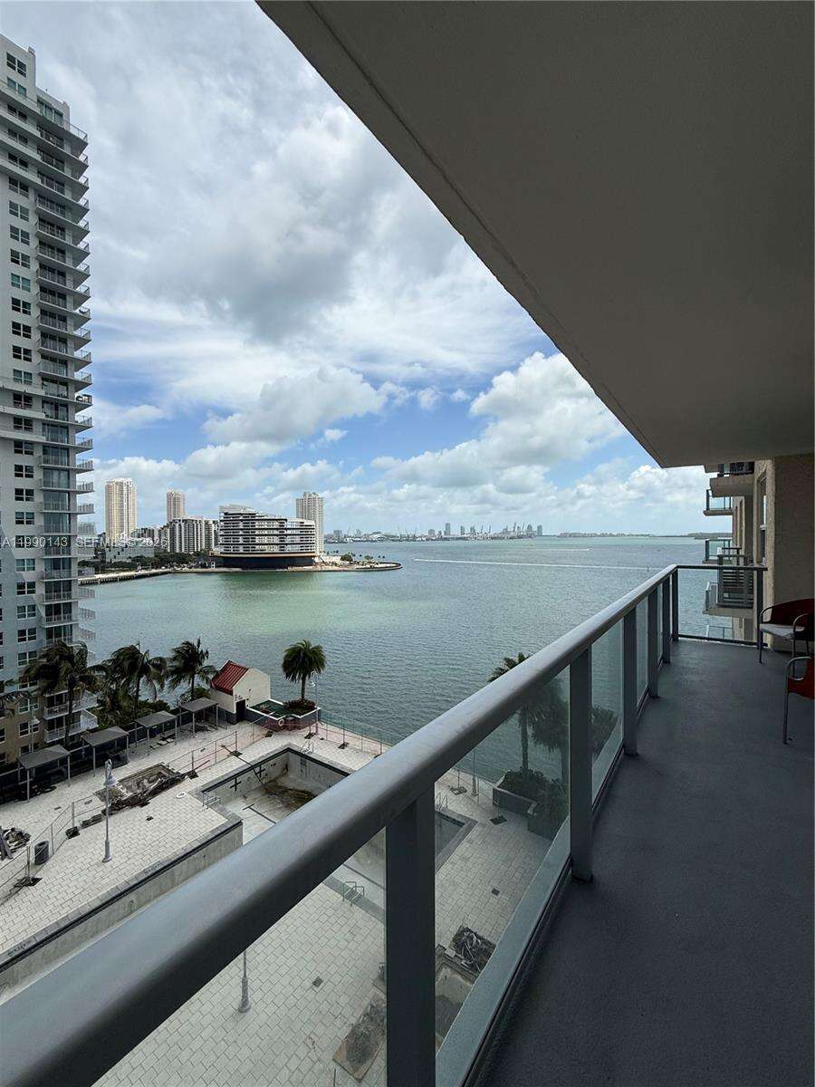 The Mark On Brickell at 1155 Brickell Bay Dr, Miami, FL 33131 - For Rent photo 6