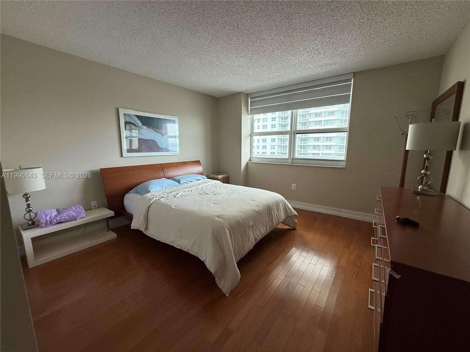 The Mark On Brickell at 1155 Brickell Bay Dr, Miami, FL 33131 - For Rent photo 8