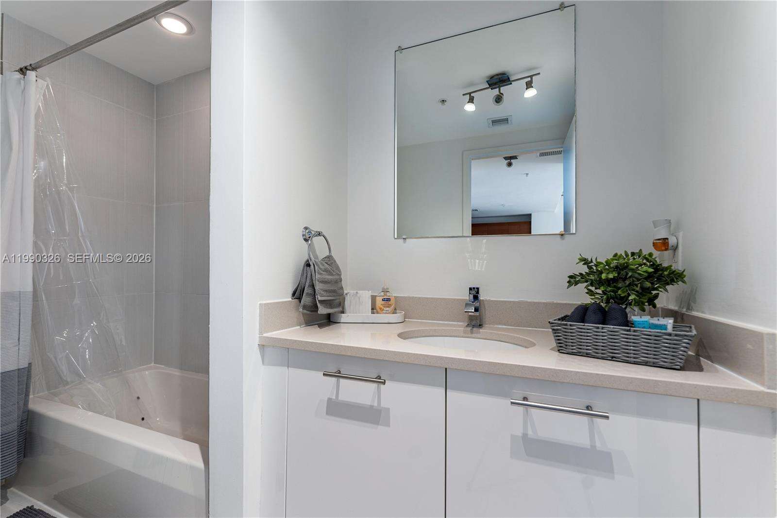 Midblock at 3250 1 Ave, Miami, FL 33137 - For Rent photo 27