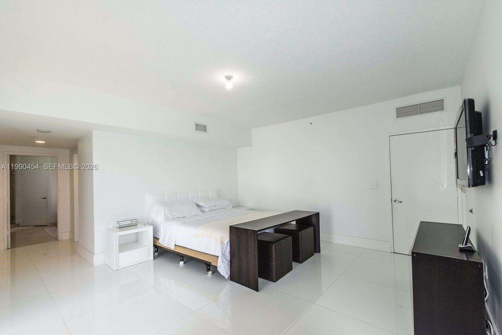 Sayan at 16275 Collins Ave Direct Ocean View, Sunny Isles Beach, FL 33160 - For Rent photo 11