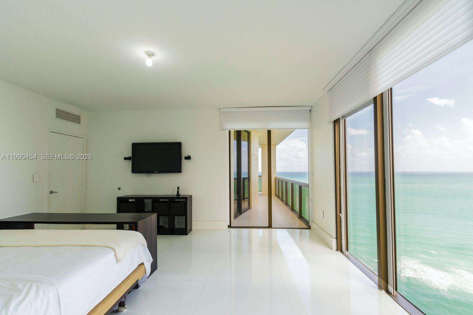 Sayan at 16275 Collins Ave Direct Ocean View, Sunny Isles Beach, FL 33160 - For Rent photo 10
