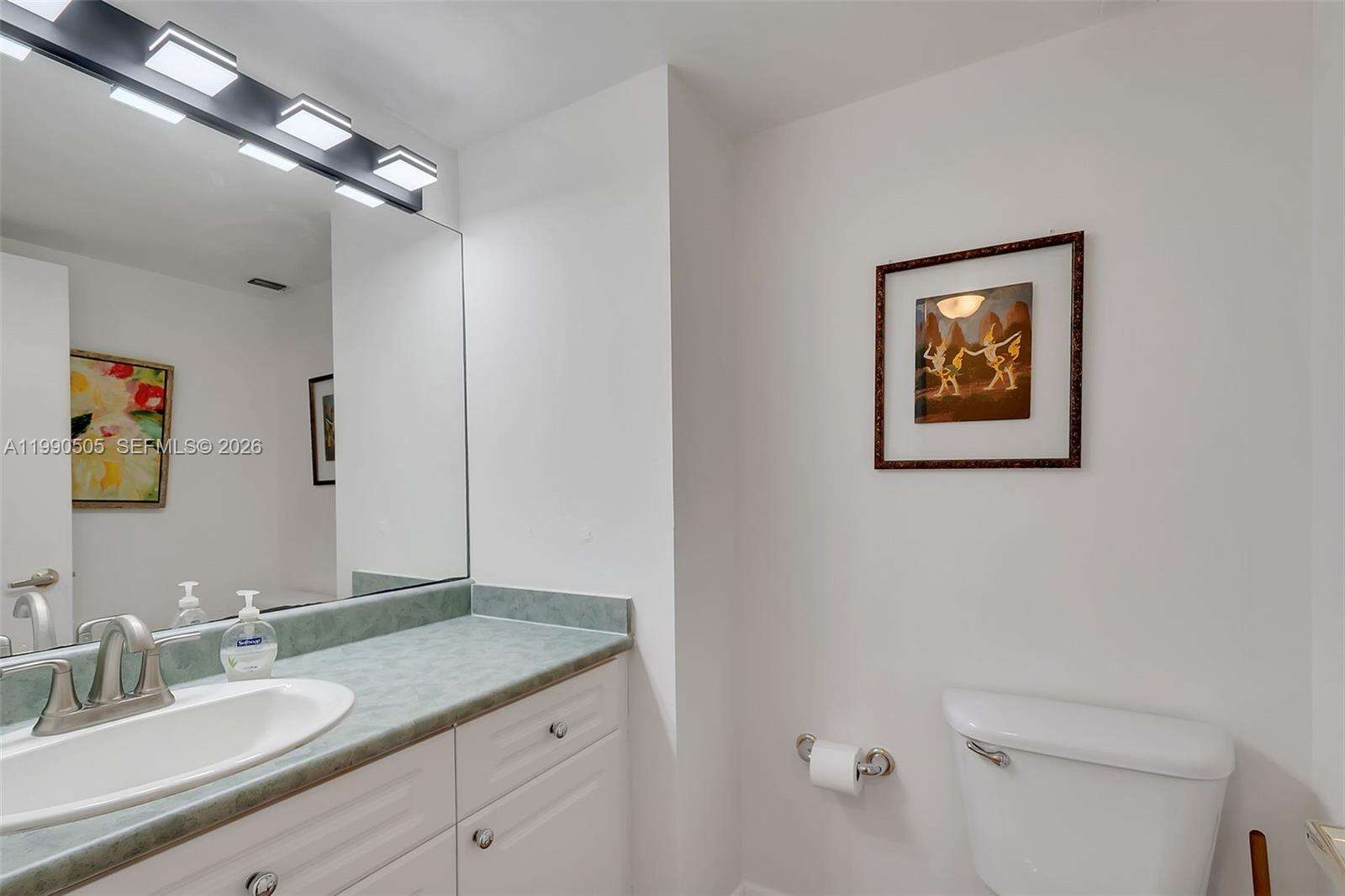 Roney Palace at 2301 Collins Ave, Miami Beach, FL 33139 - For Rent photo 15