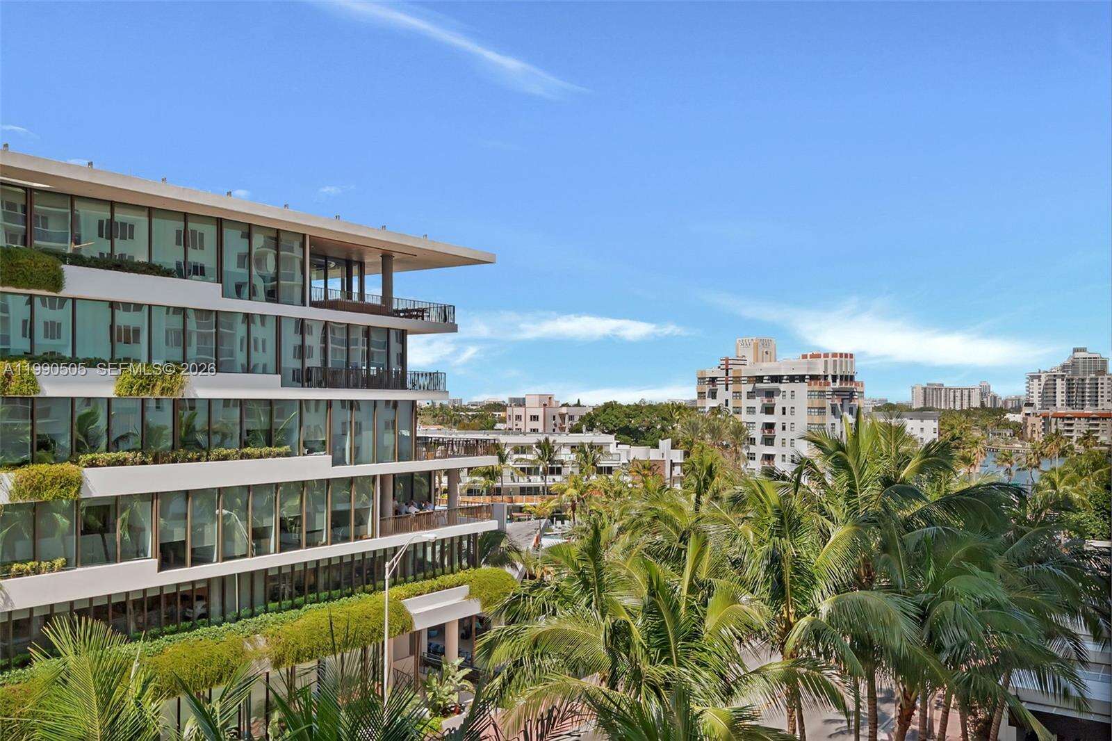Roney Palace at 2301 Collins Ave, Miami Beach, FL 33139 - For Rent photo 8