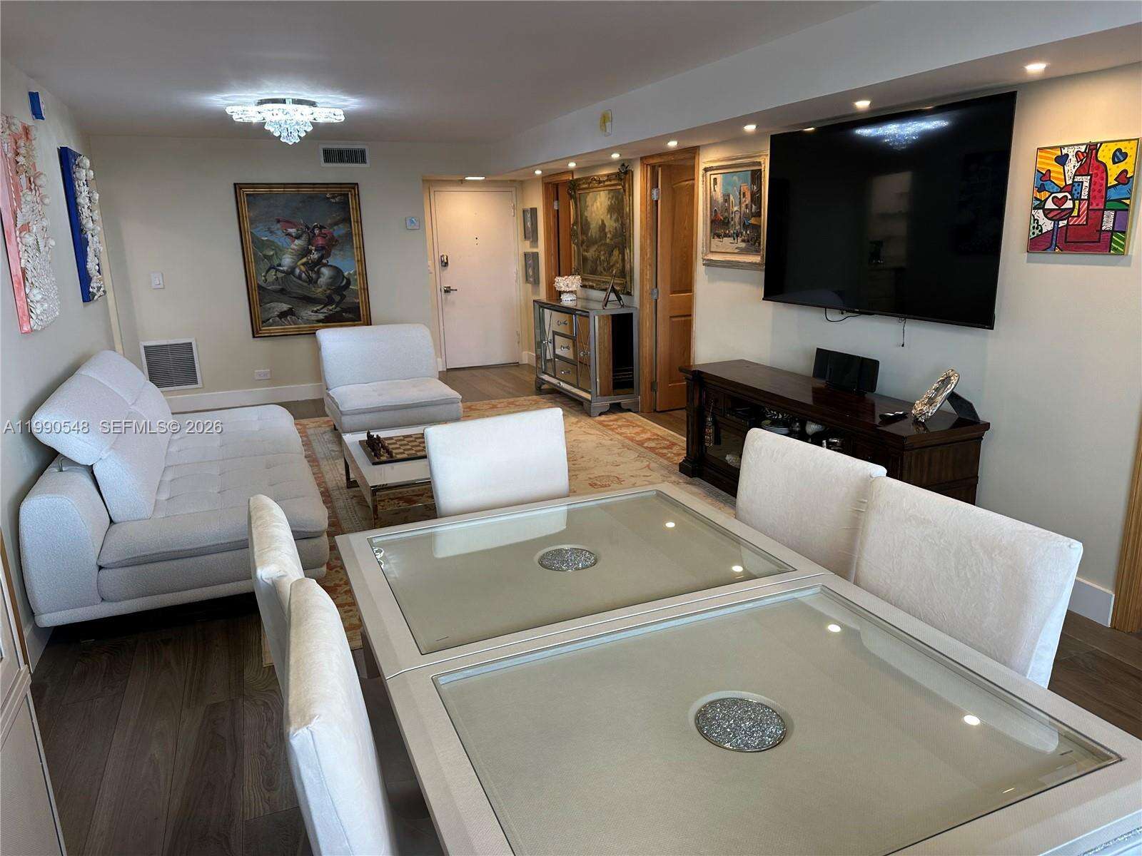 Maison Grande at 6039 Collins Ave, Miami Beach, FL 33140 - For Rent photo 17