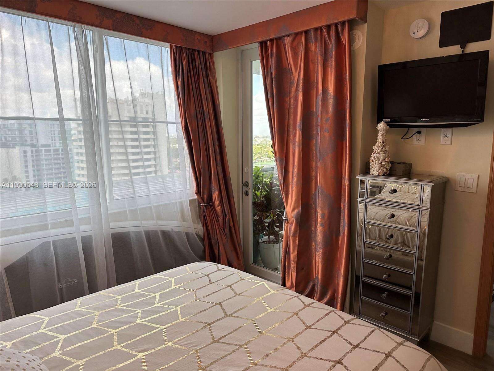 Maison Grande at 6039 Collins Ave, Miami Beach, FL 33140 - For Rent photo 9