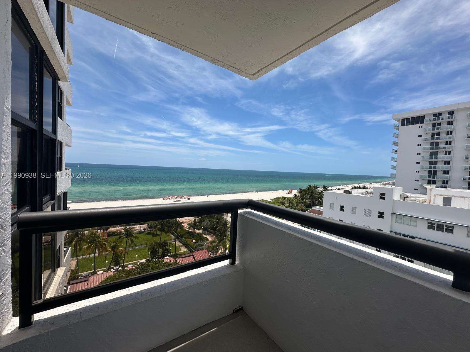 Club Atlantis at 2555 Collins Ave, Miami Beach, FL 33140 - For Rent photo 1