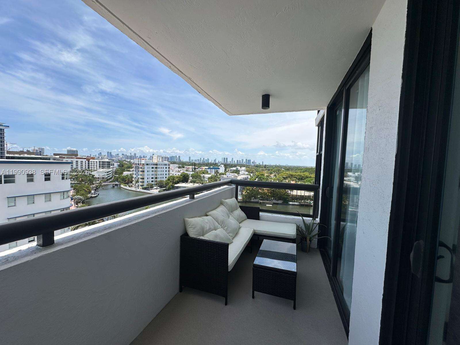 Club Atlantis at 2555 Collins Ave, Miami Beach, FL 33140 - For Rent photo 2