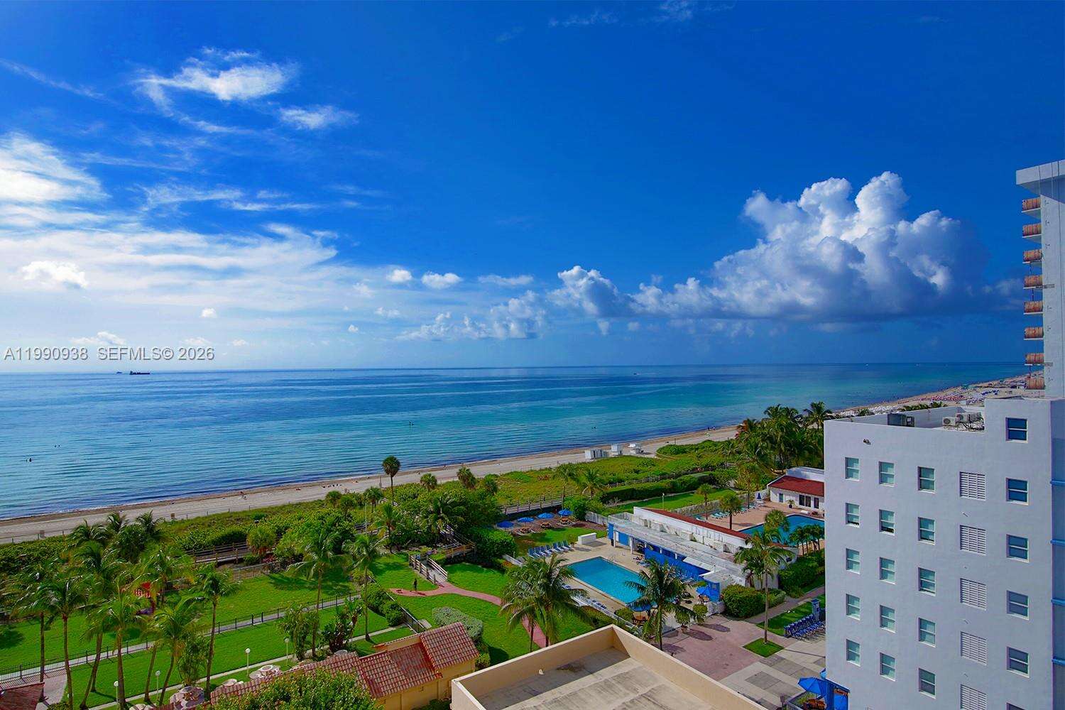 Club Atlantis at 2555 Collins Ave, Miami Beach, FL 33140 - For Rent photo 12