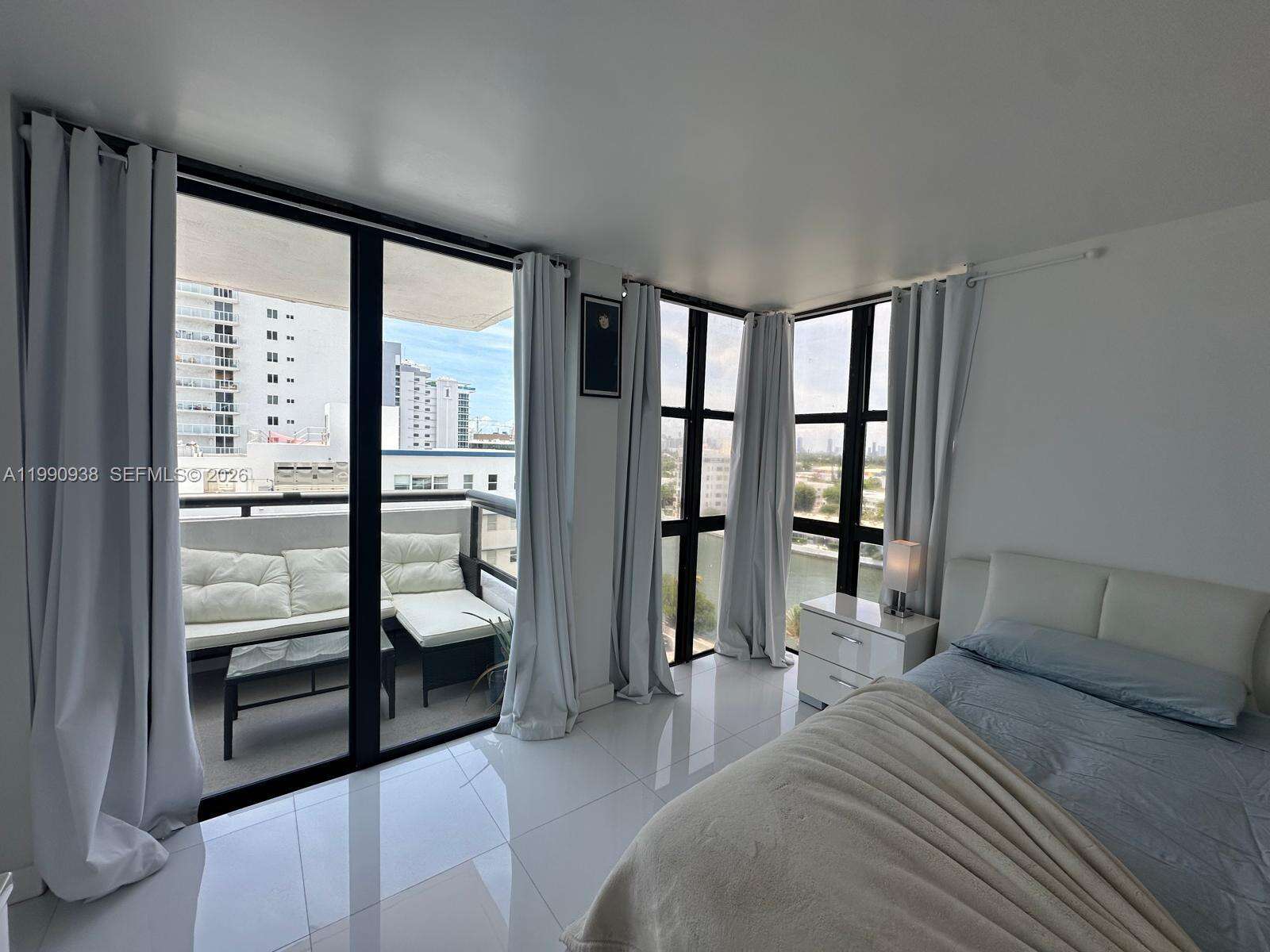 Club Atlantis at 2555 Collins Ave, Miami Beach, FL 33140 - For Rent photo 9