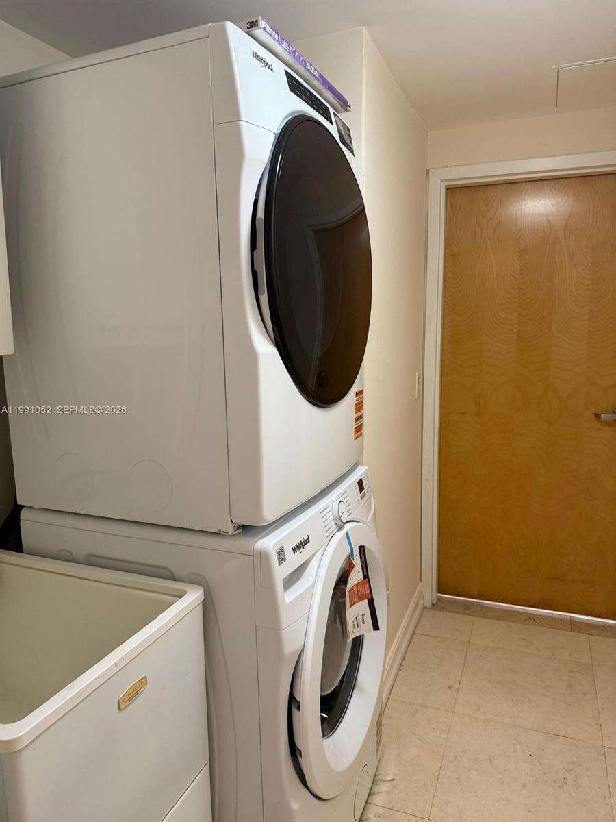 The Parc at 19400 Turnberry Way, Aventura, FL 33180 - For Rent photo 22