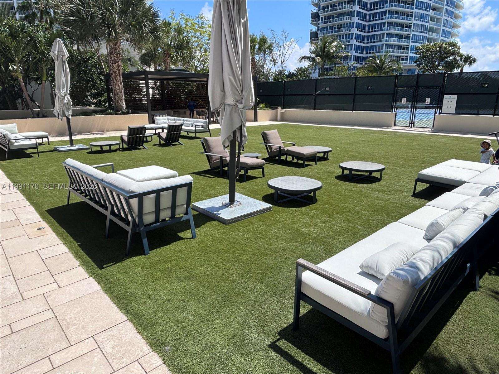 South Pointe Towers at 400 Pointe Dr, Miami Beach, FL 33139 - For Rent photo 39