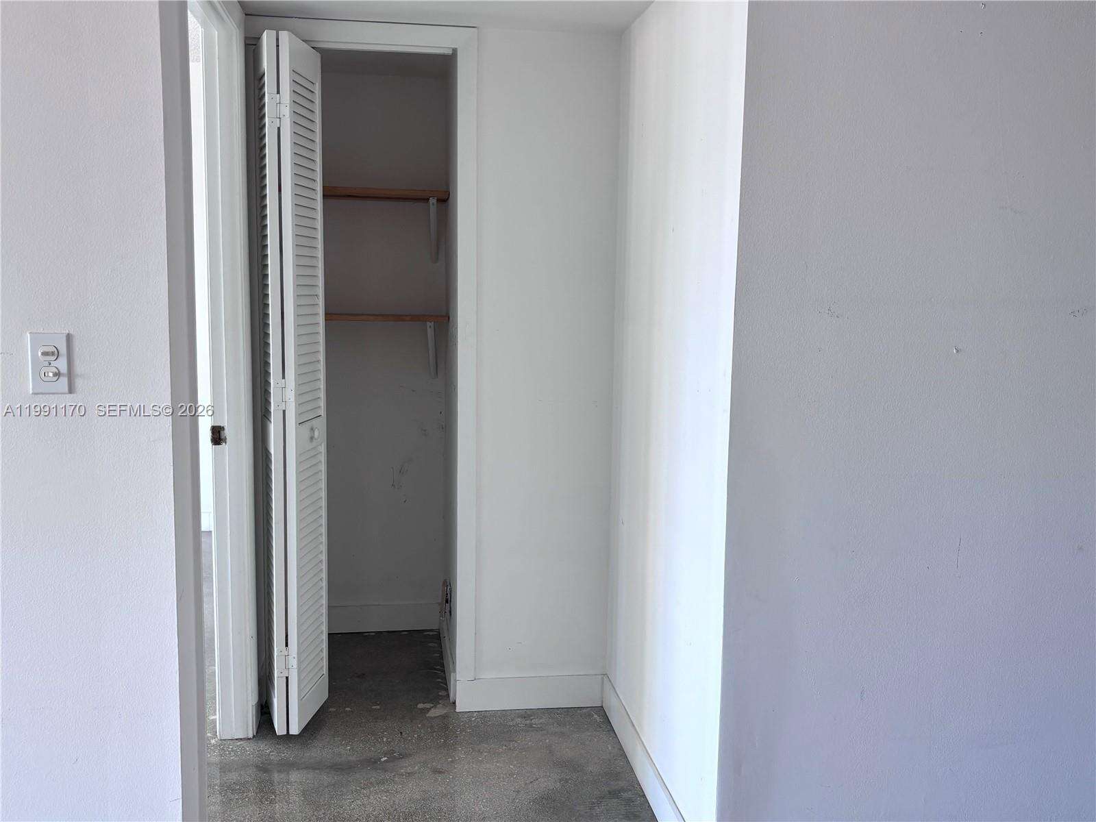 South Pointe Towers at 400 Pointe Dr, Miami Beach, FL 33139 - For Rent photo 5