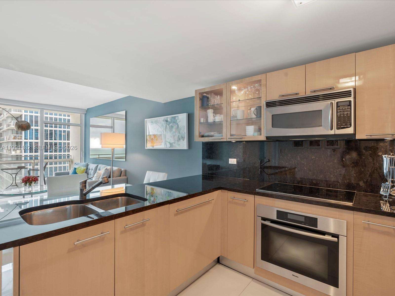 Central Carillon at 6801 Collins Ave, Miami Beach, FL 33141 - For Rent photo 14