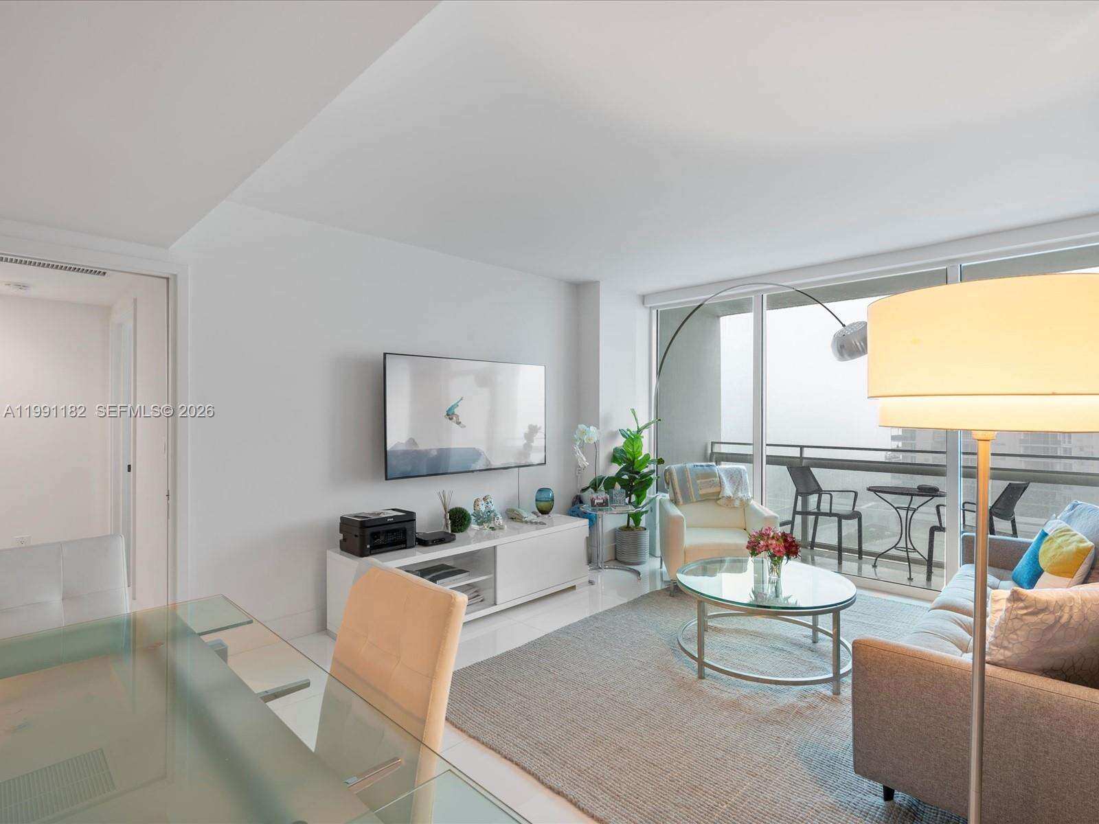 Central Carillon at 6801 Collins Ave, Miami Beach, FL 33141 - For Rent photo 5